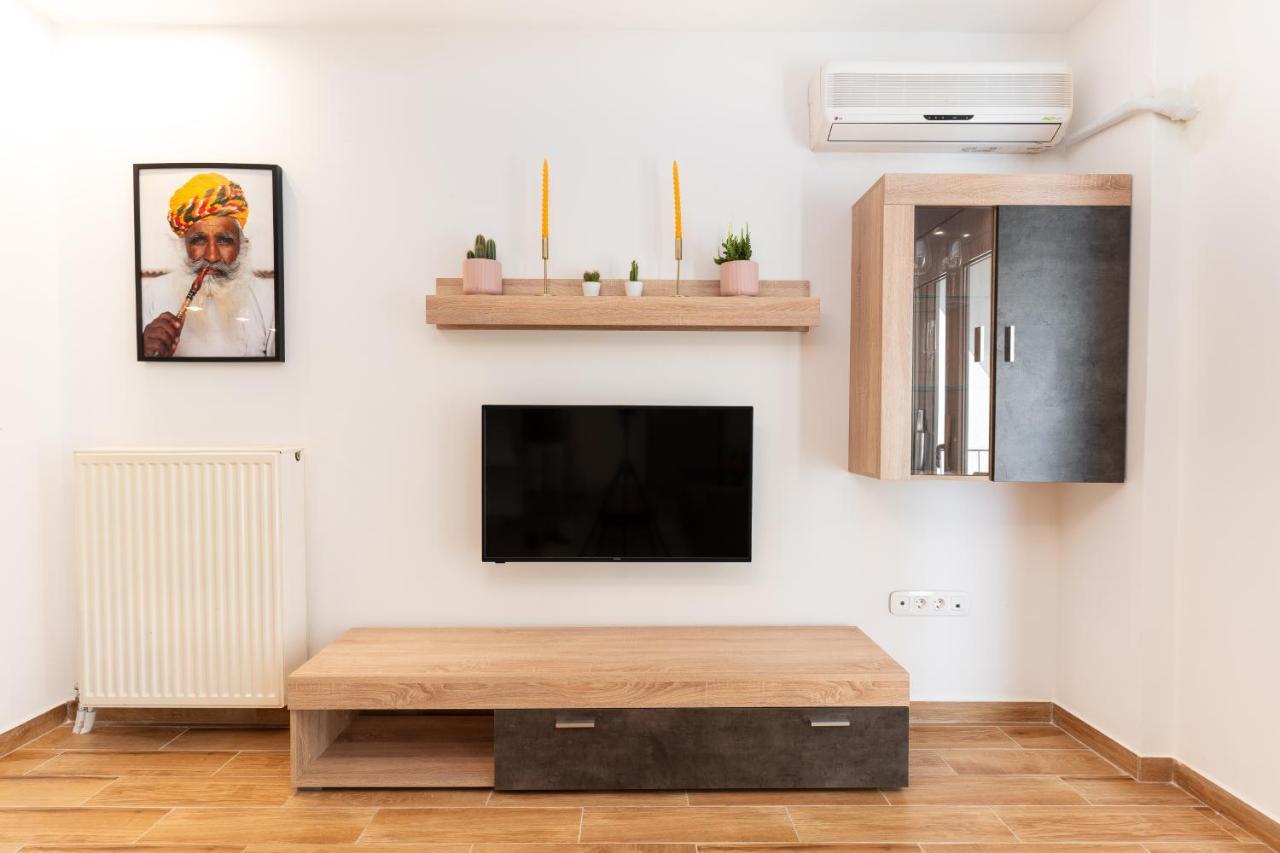 Modern Apartment, Short Walk To Acropolis Sites Atenas Exterior foto